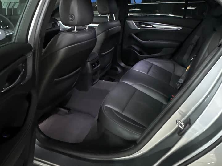 Фото 4 - Cadillac CT5