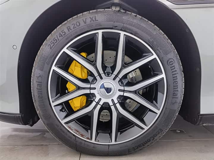 Фото 17 - Denza Z9GT