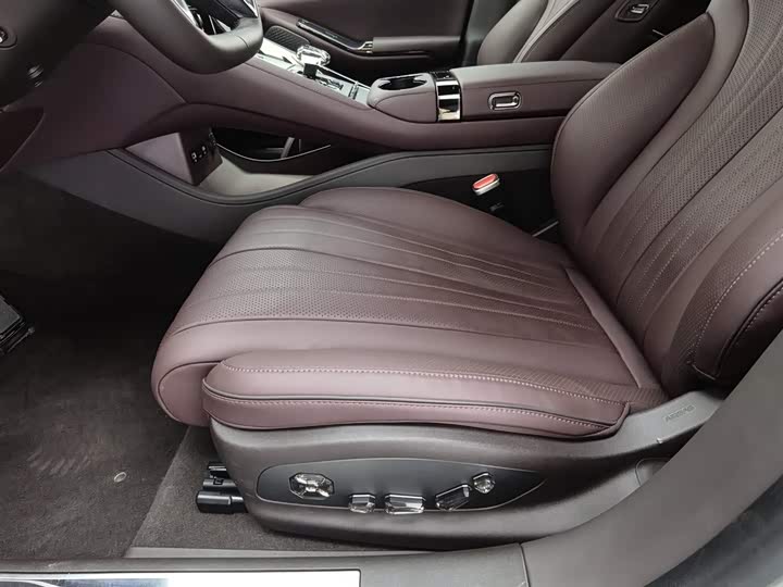 Фото 20 - Denza Z9GT