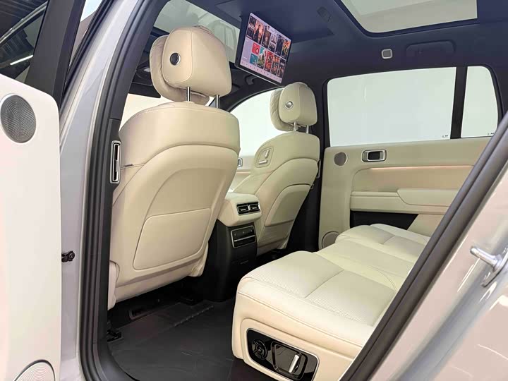 Фото 7 - LiXiang L7