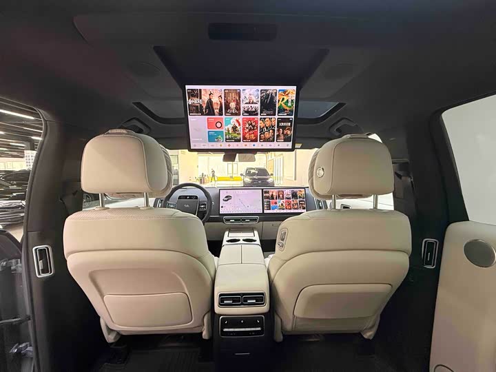 Фото 8 - LiXiang L7