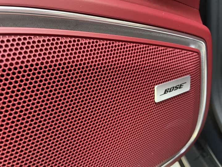 Фото 16 - Porsche Panamera