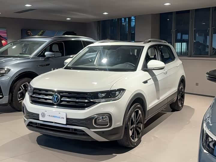 Фото 13 - Volkswagen Tacqua