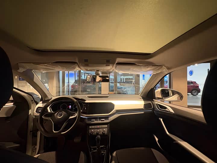 Фото 6 - Volkswagen Tacqua