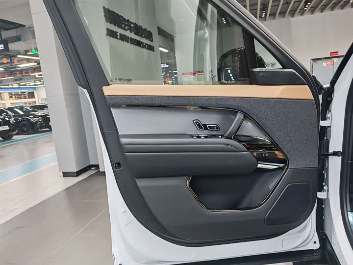 Фото 5 - Land Rover Range Rover Sport