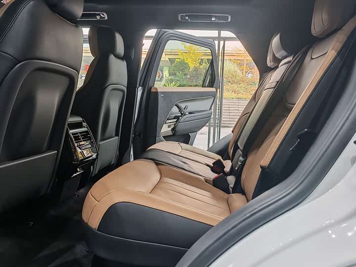 Фото 9 - Land Rover Range Rover Sport