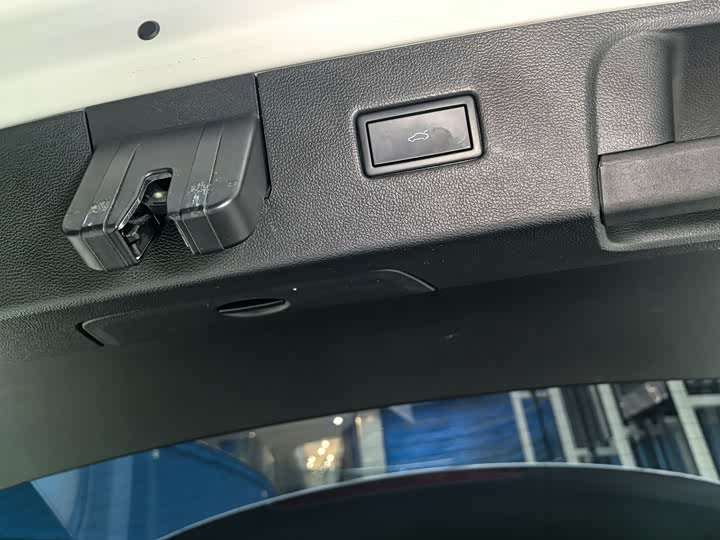 Фото 18 - Volkswagen Tayron