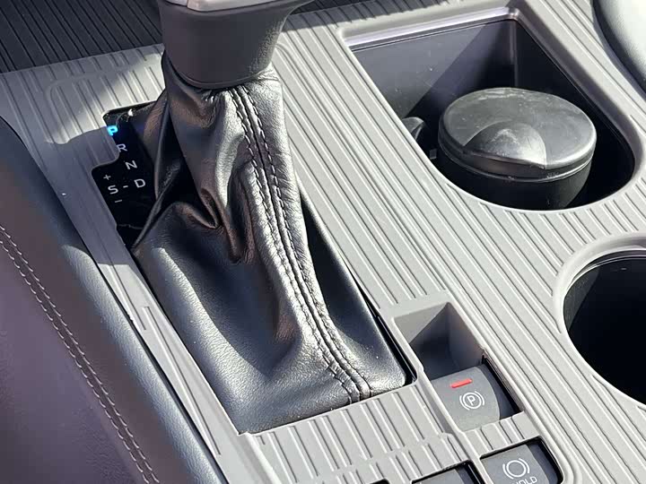 Фото 10 - Toyota Sienna