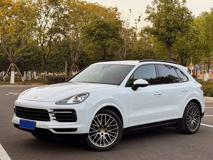 Фото 1 - Porsche Cayenne