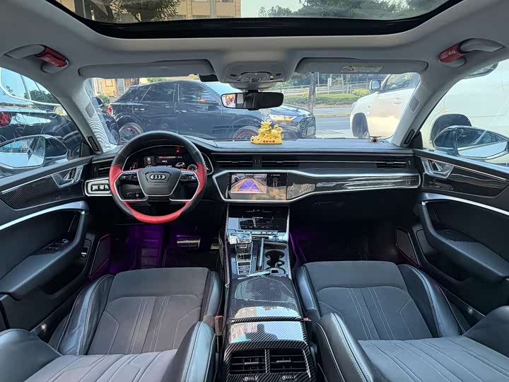 Фото 14 - Audi A7L