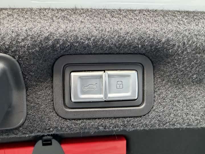 Фото 22 - Audi A7L