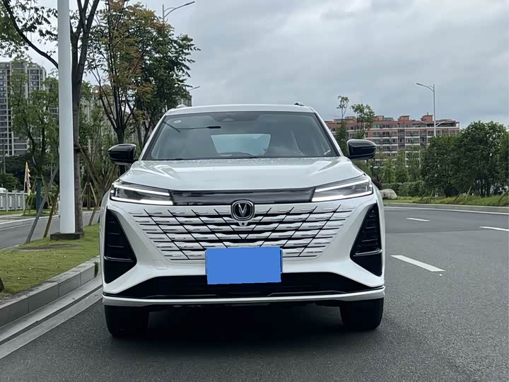 Фото 3 - Changan CS75 Plus