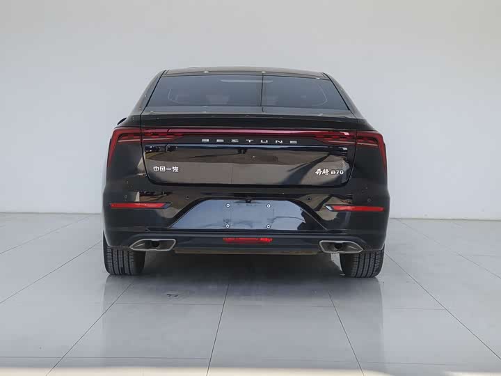 Фото 11 - Bestune B70