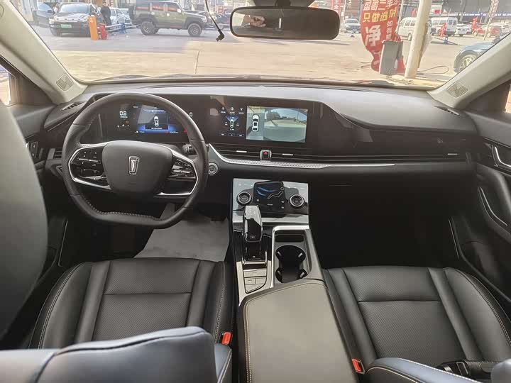 Фото 8 - Bestune B70