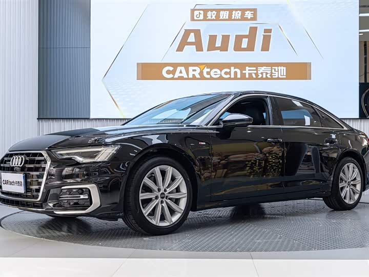 Фото 1 - Audi A6L