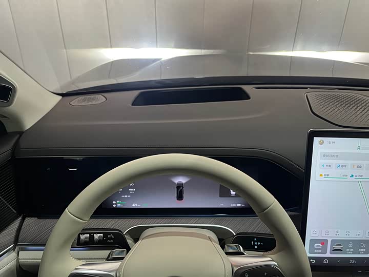 Фото 14 - Denza N9