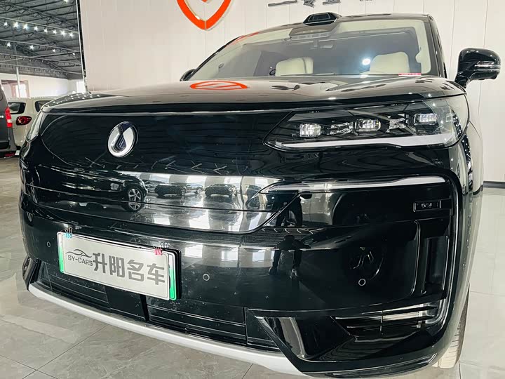 Фото 5 - Denza N9