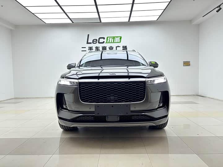 Фото 2 - LiXiang One