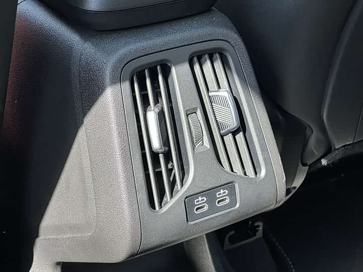 Фото 16 - BMW X2