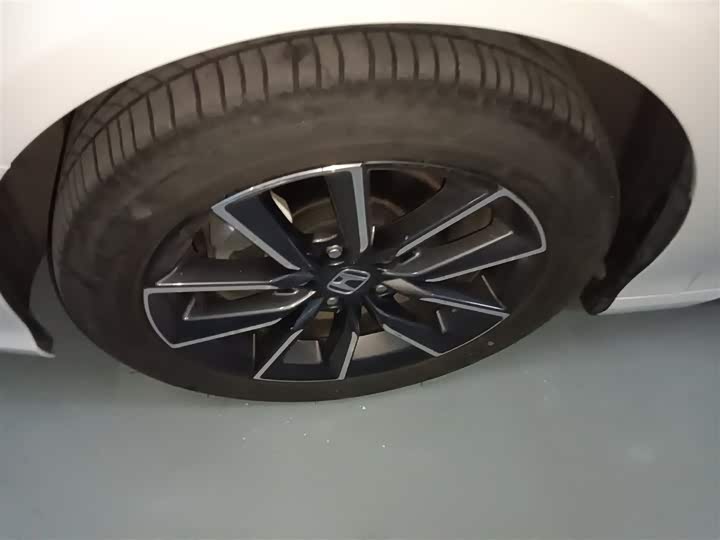 Фото 23 - Honda Inspire