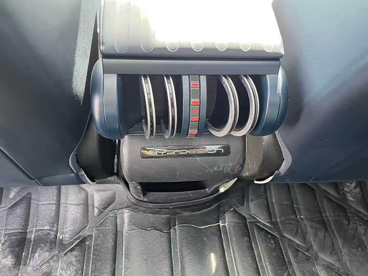 Фото 12 - BYD Yuan Plus