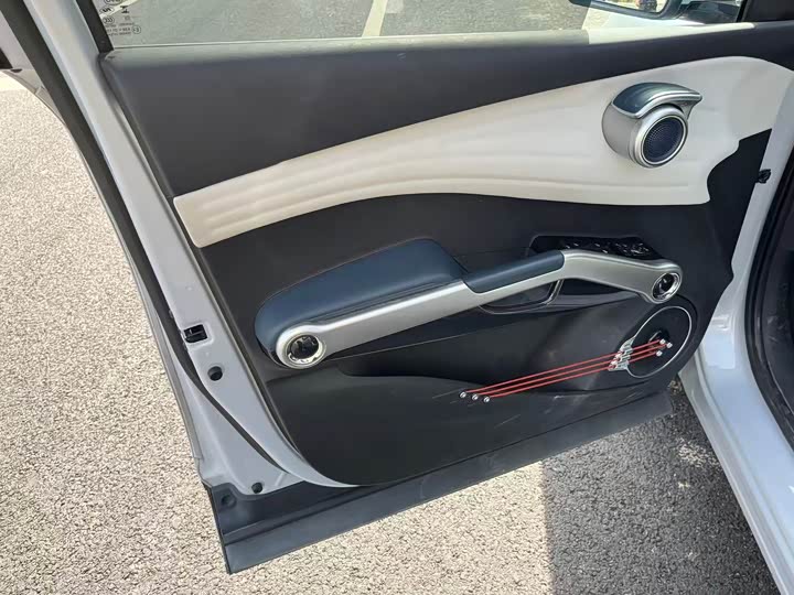 Фото 7 - BYD Yuan Plus