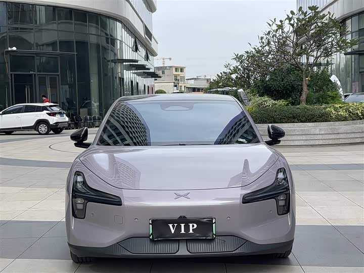 Фото 2 - XPeng Mona M03