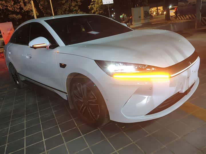 Фото 4 - BYD Qin L