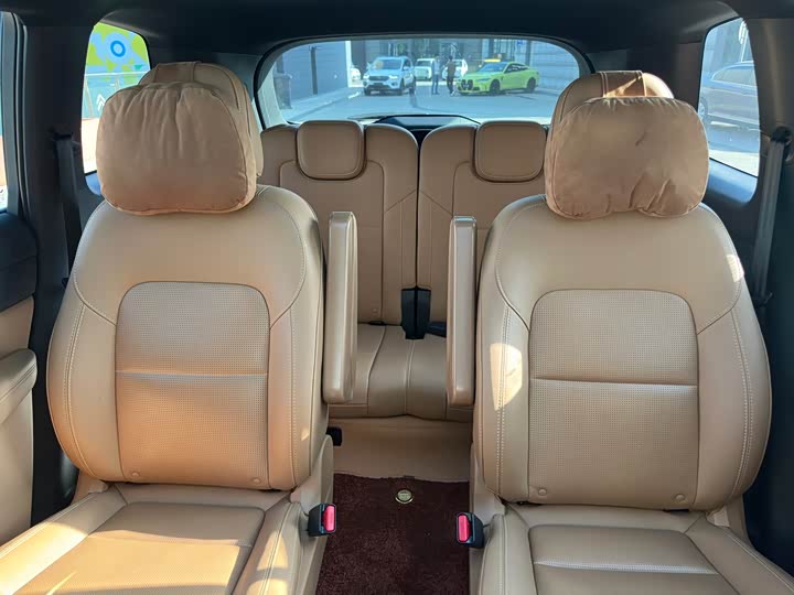 Фото 21 - LiXiang One