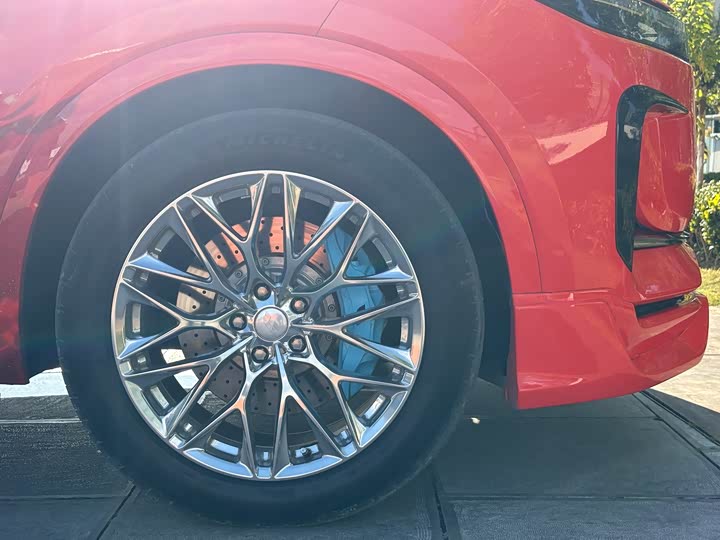 Фото 23 - LiXiang One