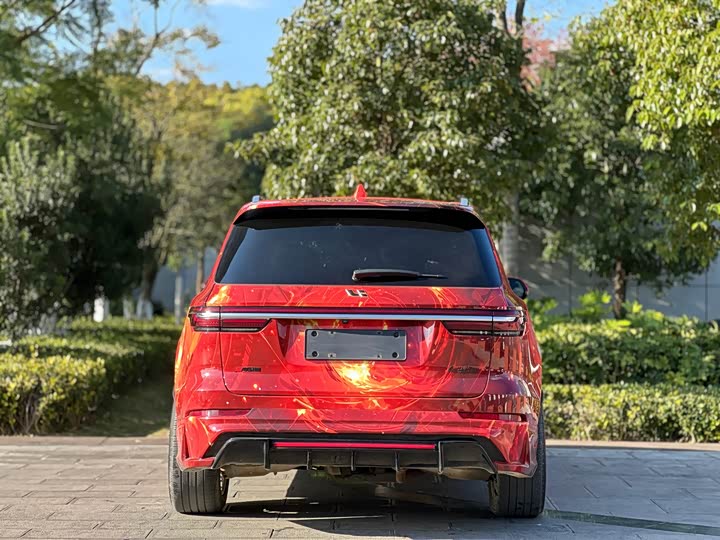 Фото 5 - LiXiang One