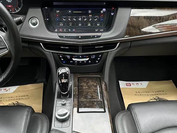 Фото 20 - Cadillac CT6