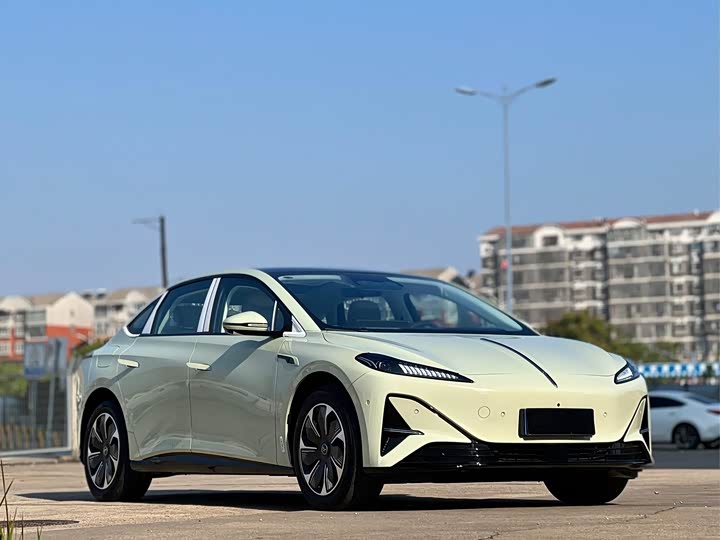 Фото 3 - Hongqi EH5 (Tiangong 05)