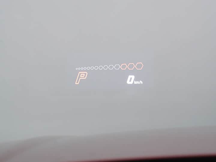 Фото 16 - Lamborghini Urus