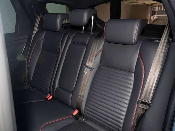 Фото 22 - Land Rover Discovery Sport