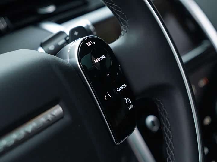 Фото 8 - Land Rover Discovery Sport