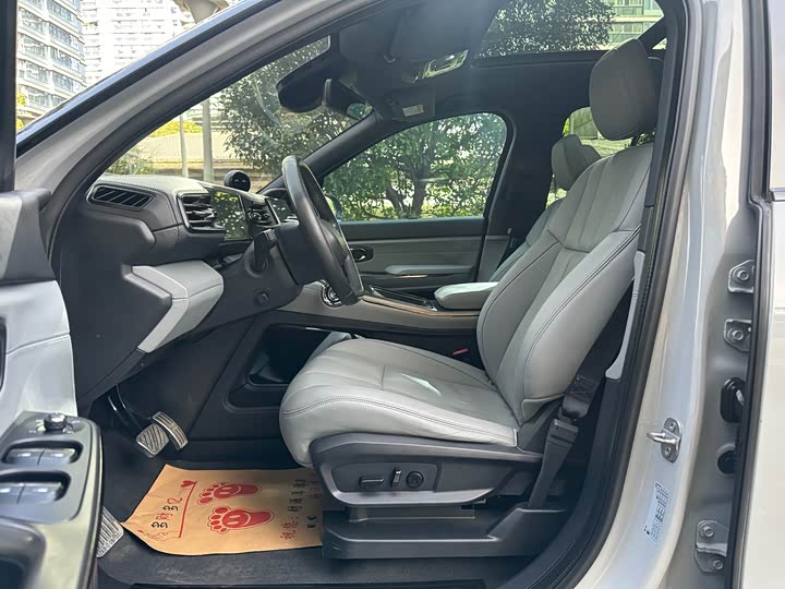 Фото 4 - Nio ES8