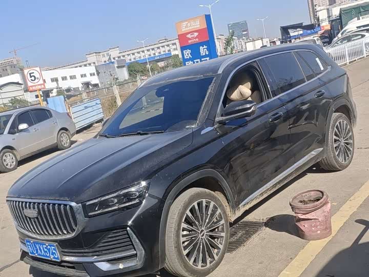 Фото 1 - Geely Monjaro