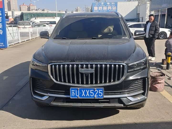 Фото 2 - Geely Monjaro