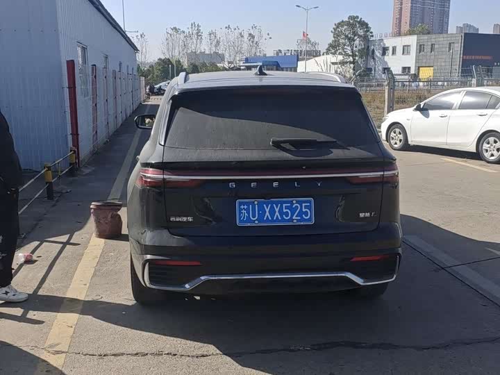 Фото 4 - Geely Monjaro