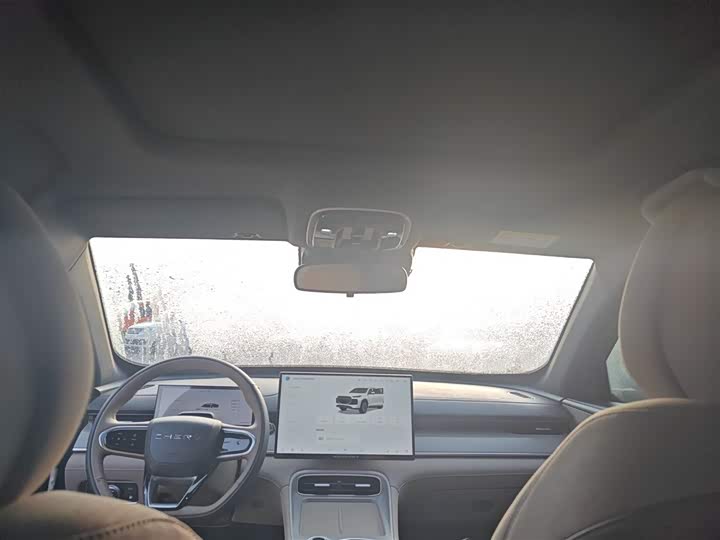 Фото 18 - Chery Tiggo 8 Plus C-DM