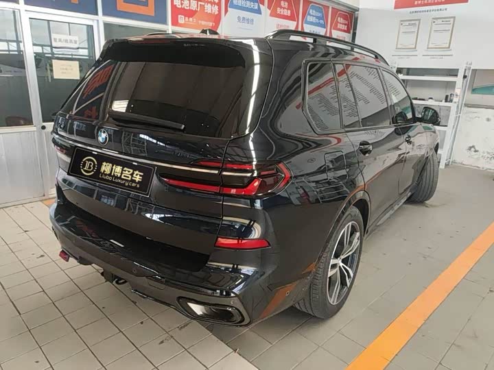 Фото 4 - BMW X7