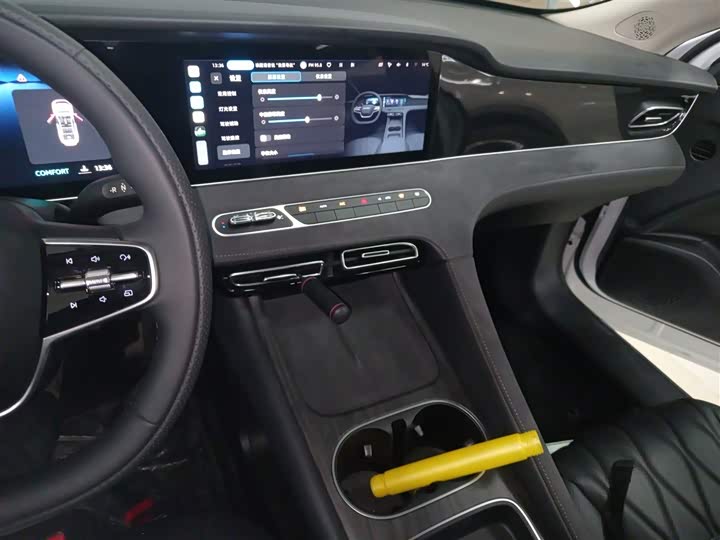 Фото 13 - Roewe D7