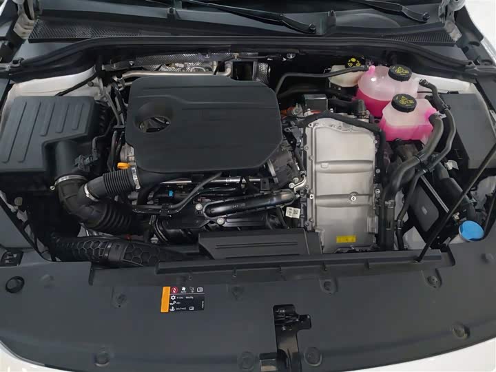 Фото 20 - Roewe D7