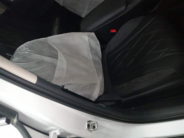 Фото 25 - Roewe D7