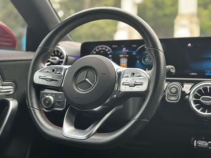 Фото 7 - Mercedes-Benz CLA-Class