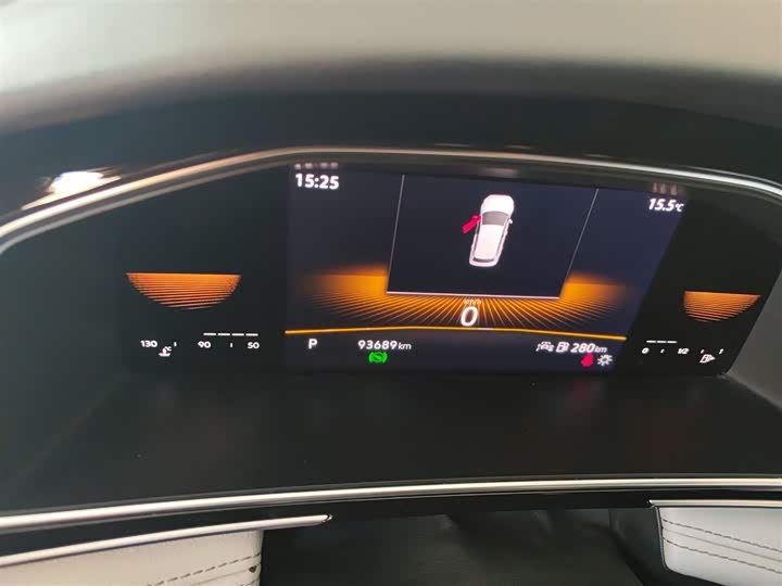 Фото 12 - Volkswagen Tiguan L Pro