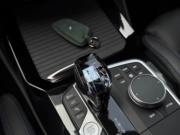 Фото 14 - BMW X4