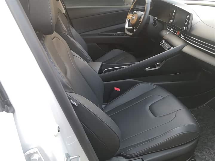 Фото 25 - Hyundai Elantra N line