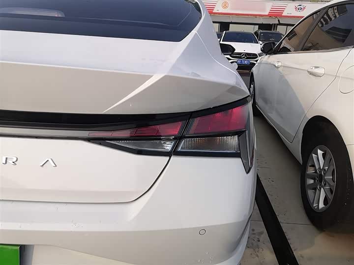 Фото 8 - Hyundai Elantra N line